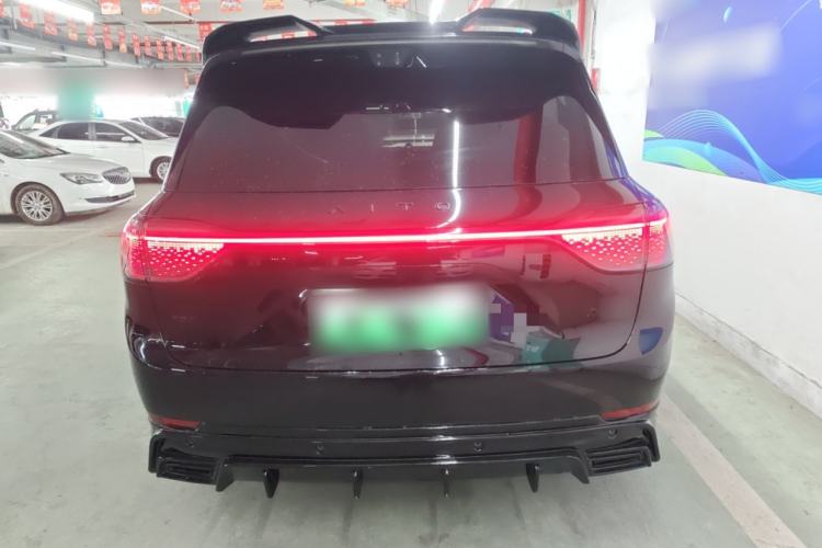 Used Hima AITO M9 2025 Extended-Range Ultra Version 52 kWh 6-Seater
