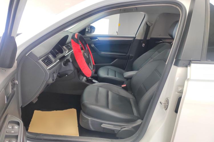 Used Volkswagen Bora 2018 1.5L Automatic Fashion Model
