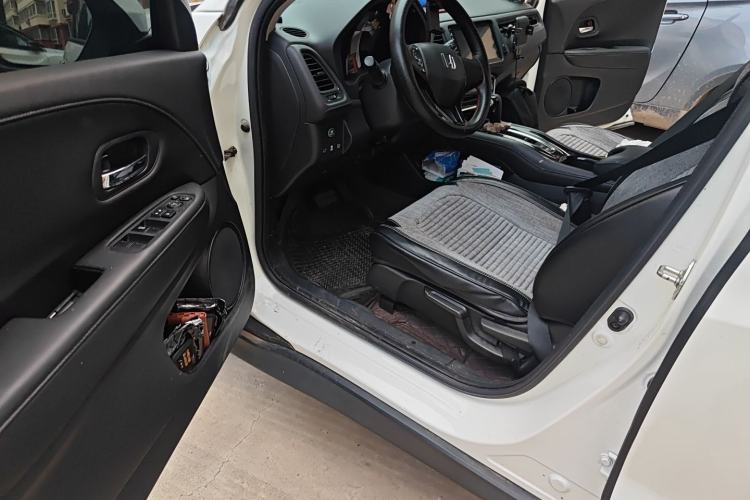 Used Honda Vezel 2020 220 TURBO CVT Luxury Edition
