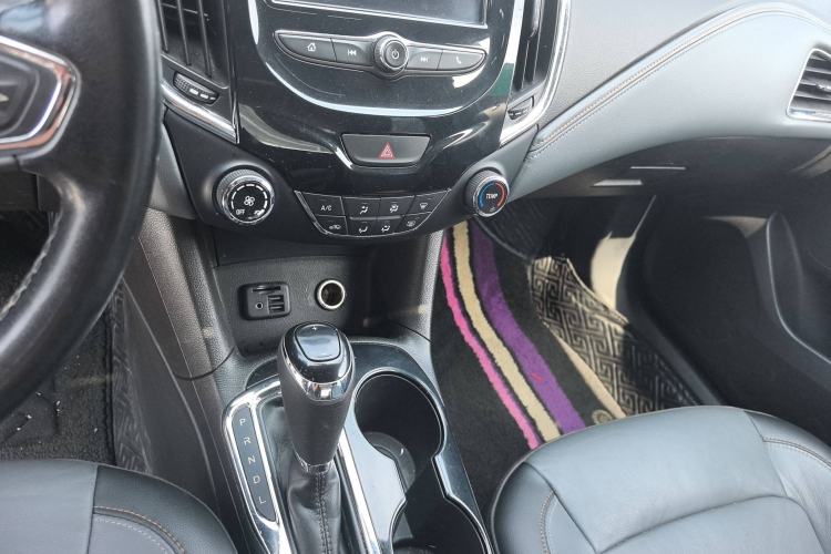 Used Chevrolet Cruze 2018 320 Automatic Xuanfeng Urban Edition
