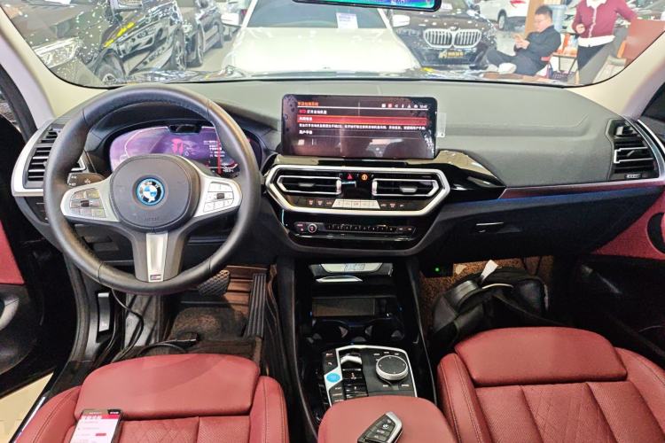 Used BMW iX3 2024 Leading Model