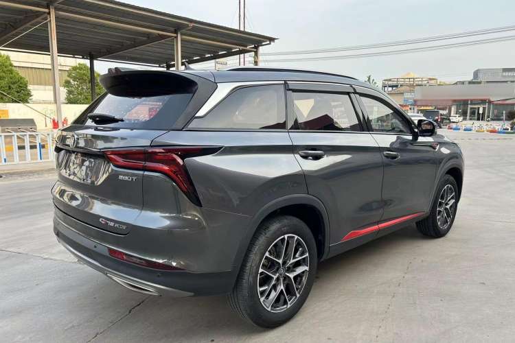 Used Changan CS75 PLUS 2022 Classic Edition 1.5T Automatic Pioneer Model
