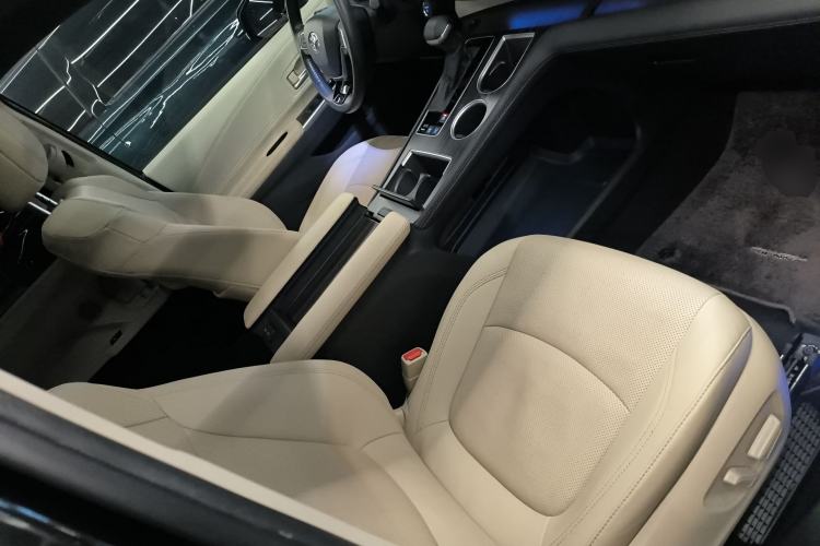 Used Toyota Sienna 2021 2.5L Hybrid Premium Edition