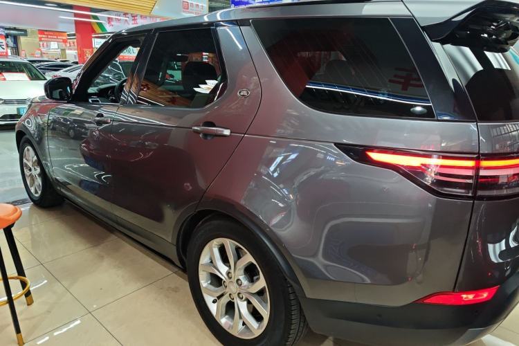 Used Land Rover Discovery 2018 3.0 SC V6 SE
