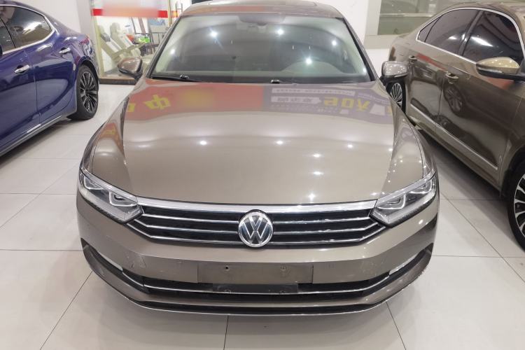 Used Volkswagen Magotan 2018 Facelift 330TSI DSG Luxury Model