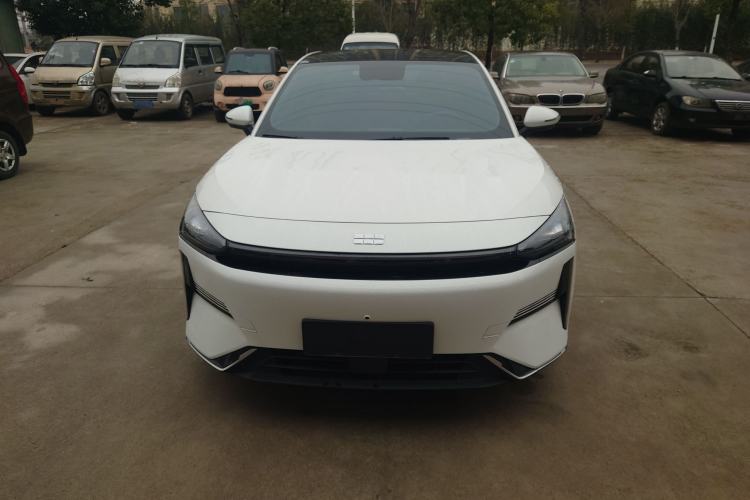 Used  L6 2023 125km MAX