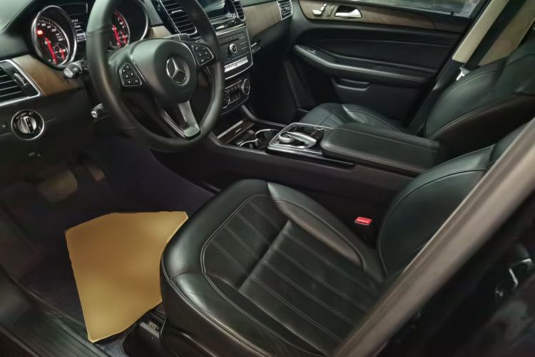 Used Mercedes-Benz GLE 2017 GLE 320 4MATIC Luxury Model