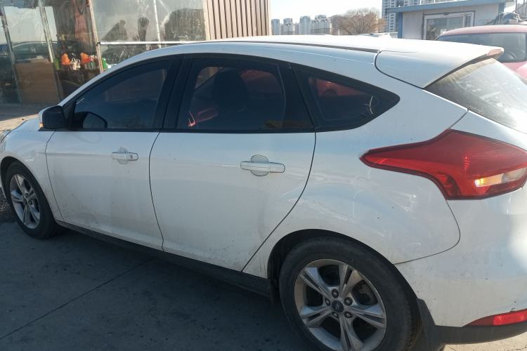 Used Ford Focus 2015 Hatchback 1.6L Automatic Comfort Model
