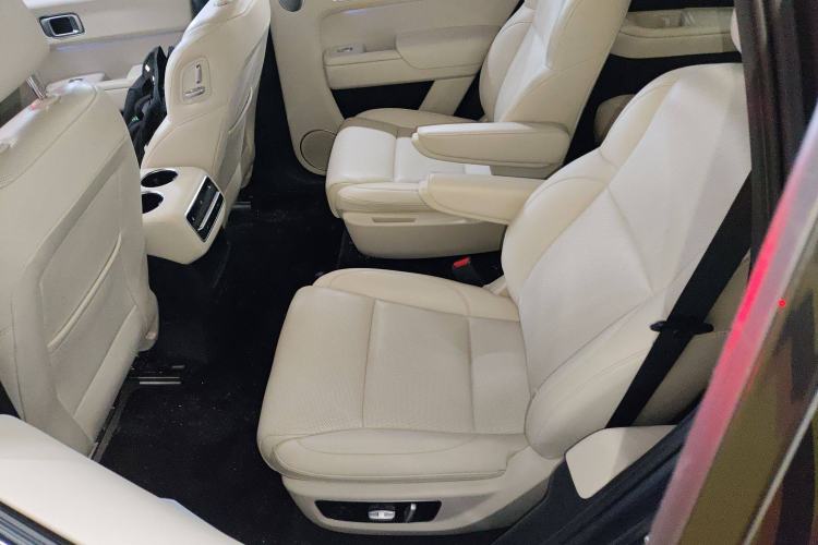 Used Li Auto L8 2023 Max model
