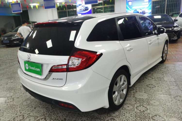 Used Honda Jade 2016 1.8L Automatic Comfort Elite Version 5 Seats