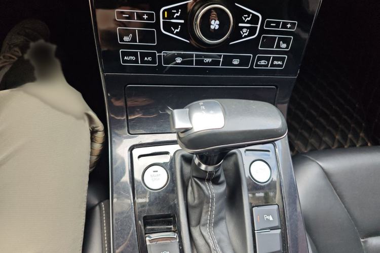 Used Hongqi H5 2018 30TD Smart Connect Dynamic Edition
