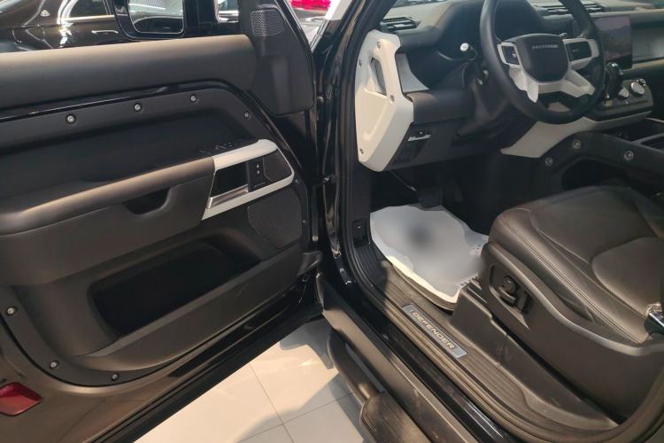 Used Land Rover Defender 2023 90 3.0T P400 XS
