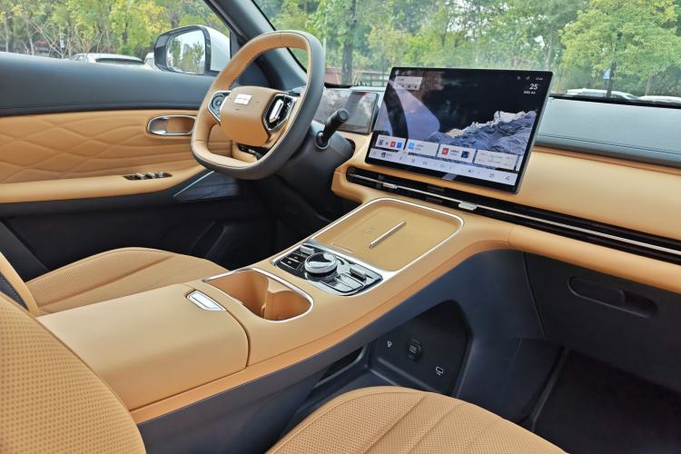 Used  Galaxy Xingjian 7 EM-i 2025 120km Exploration+ Version