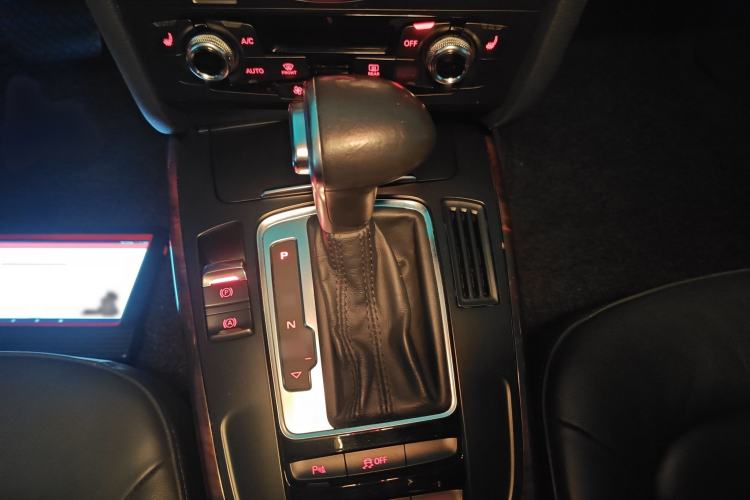 Used Audi A4L 2015 35 TFSI Automatic Comfort Model
