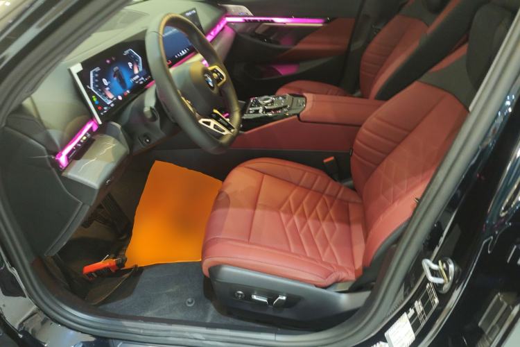 Used BMW 5 Series 2025 530Li Luxury Edition M Sport Package
