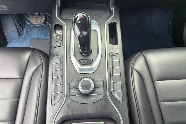 Used Wey VV5 2021 1.5T Two-Wheel Drive Smart Pioneer