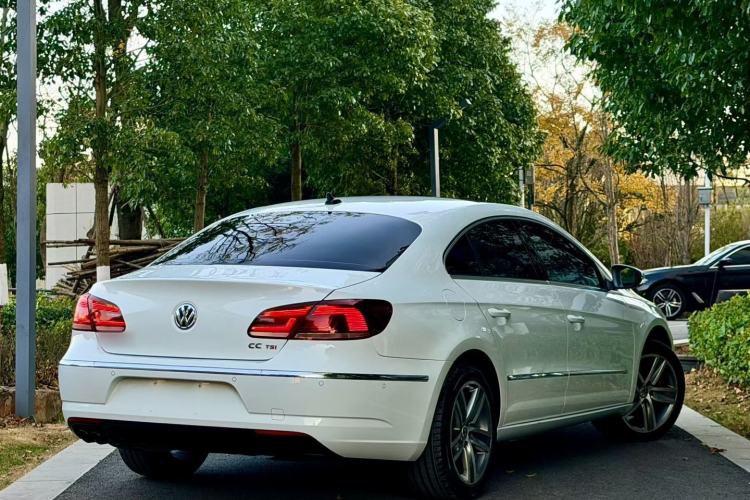 Used Volkswagen FAW-Volkswagen CC 2013 1.8TSI Luxury Model

