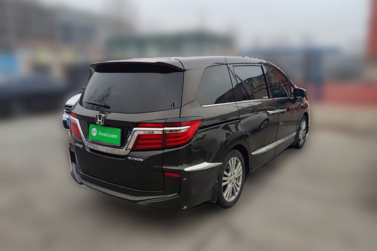 Used Honda Elysion 2016 2.4L Supreme Edition
