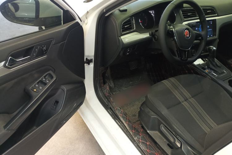 Used Volkswagen Lamando 2018 230TSI DSG Fashion Edition
