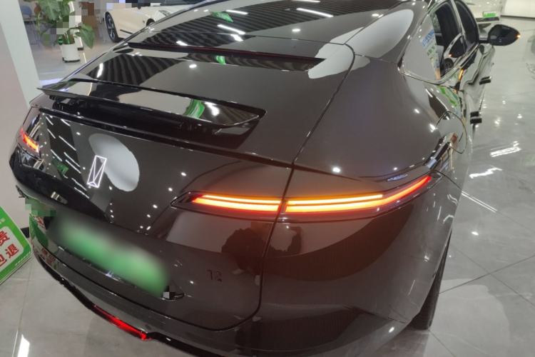 Used  12 2025 Ultra Extended-Range Edition
