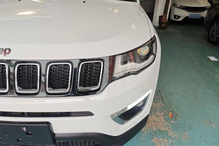 Used  Compass 2017 200T Automatic Prestige Edition
