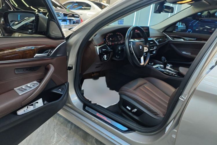 Used BMW 5 Series 2020 525Li Luxury Package