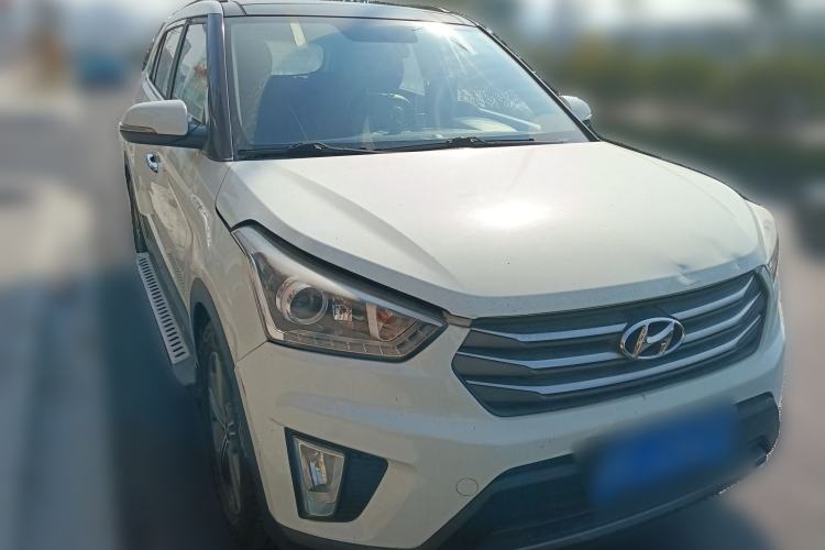 Used Hyundai ix25 2015 1.6L Automatic Two-Wheel-Drive Deluxe DLX Model