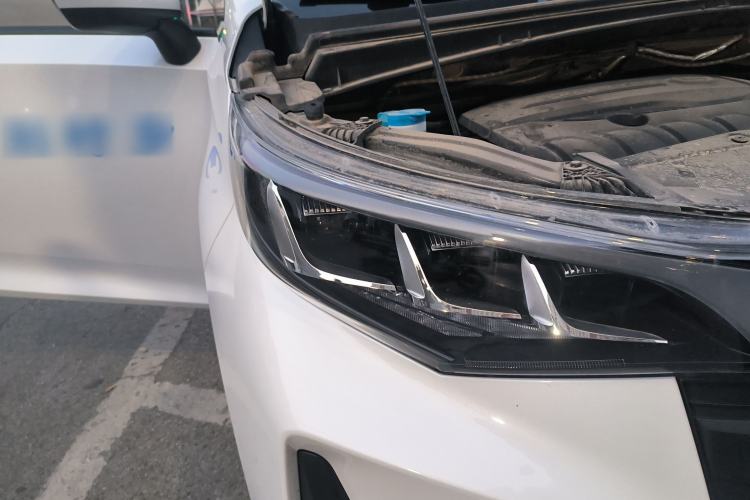 Used GAC Trumpchi M6 2021 PRO 270T DCT Luxury Edition
