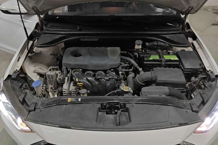 Used Hyundai Elantra 2016 1.6L Automatic ZhiXuan – Elite Version
