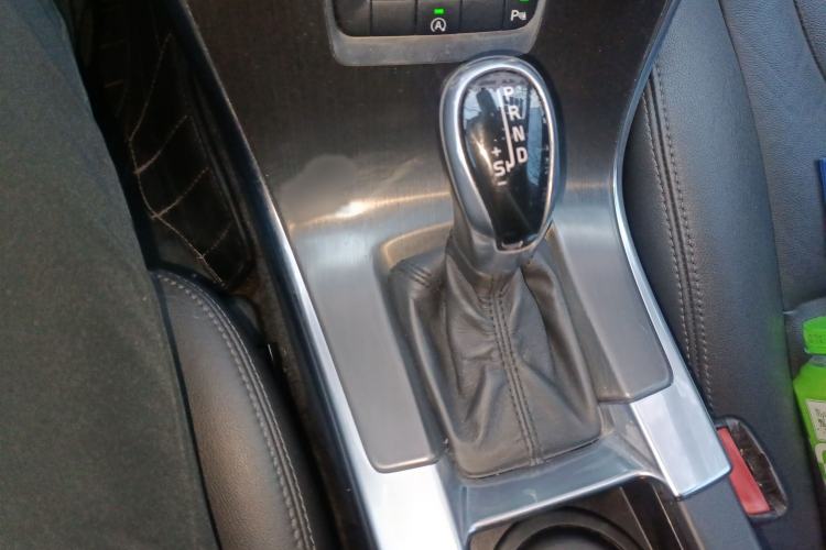 Used Volvo XC60 2014 Facelift T5 Zhiyi Edition
