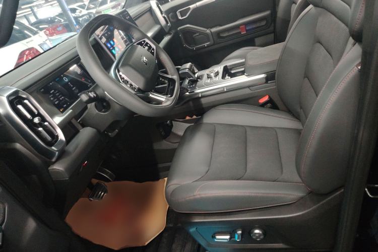 Used JETOUR Traveler 2023 2.0T All-Wheel Drive CrossPRO+