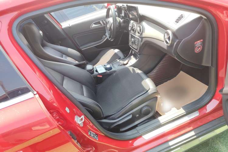 Used Mercedes-Benz GLA 2016 GLA 220 4MATIC Fashion Edition
