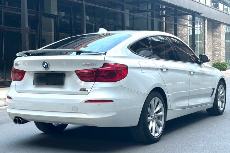 Used BMW 3 Series GT 2019 320i Sport Edition