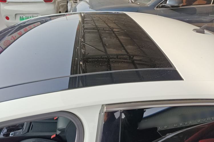 Used Volkswagen Lamando 2015 280TSI DSG Comfort Edition
