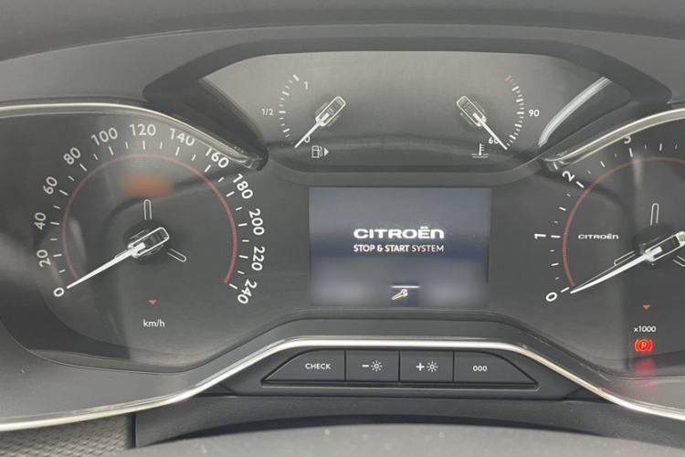 Used Citroen C6 2021 400THP Comfort Edition
