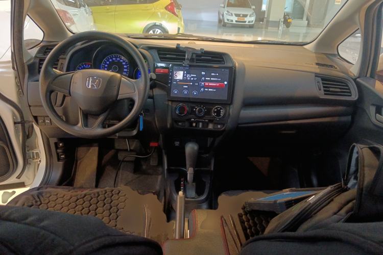 Used Honda Fit 2016 1.5L LXS CVT Comfort Sunroof Version
