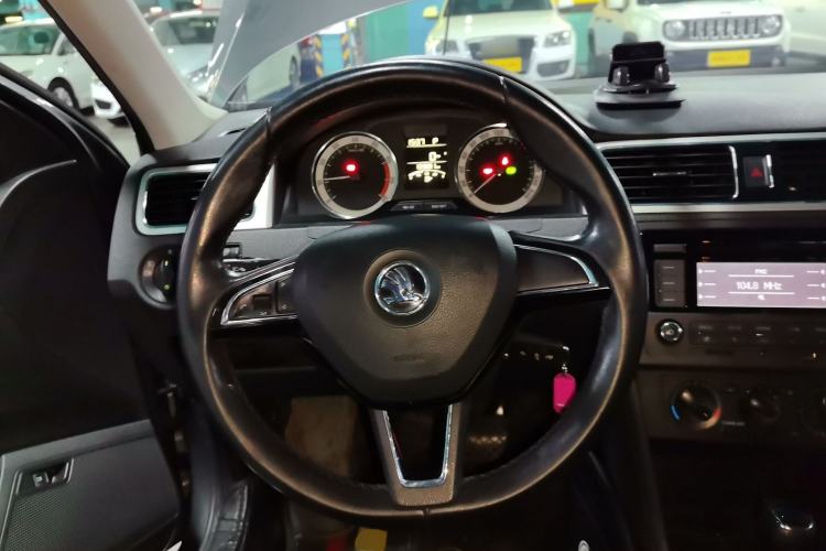 Used Skoda Rapid 2018 1.6L Automatic Comfort Edition
