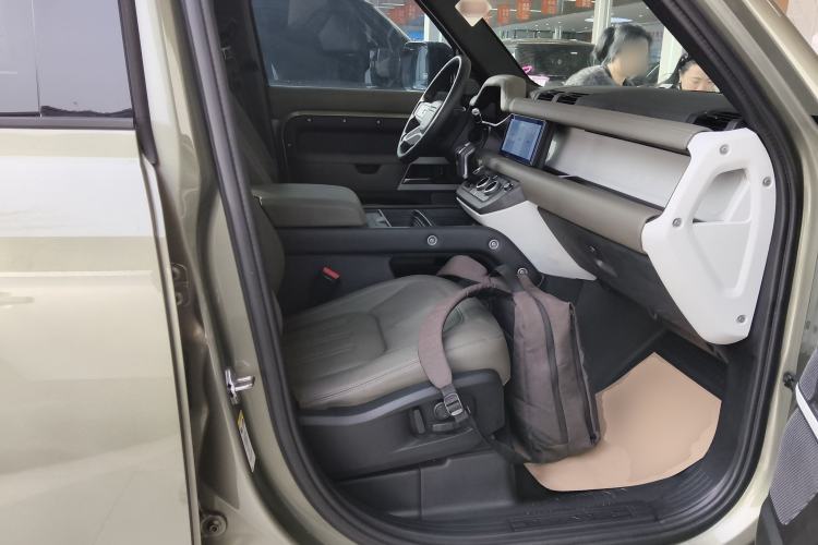 Used Land Rover Defender 2020 110 P400 HSE
