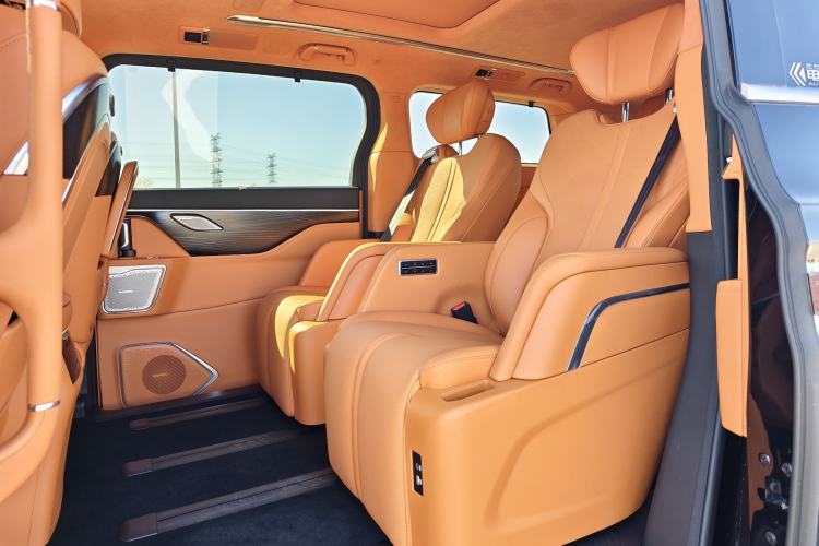 Used Wey Gaoshan 2023 Four-Wheel-Drive Executive Extended Version