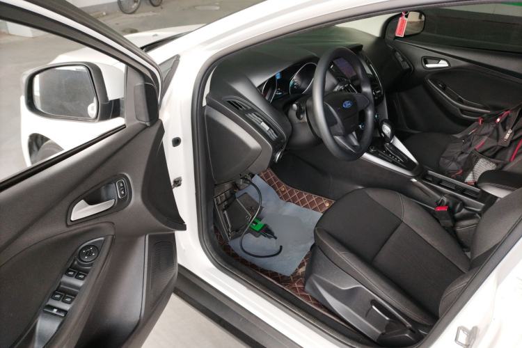 Used Ford Focus 2018 Hatchback Classic 1.6L Automatic Comfort Plus SmartDrive Edition
