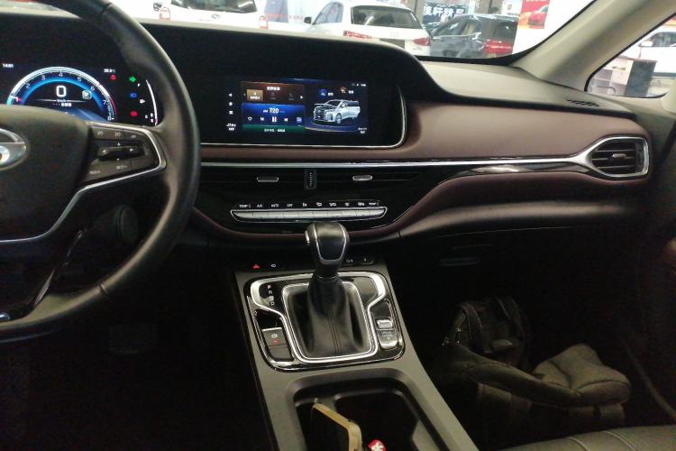 Used GAC Trumpchi M6 2021 270T DCT Prestige Edition (7-seater)