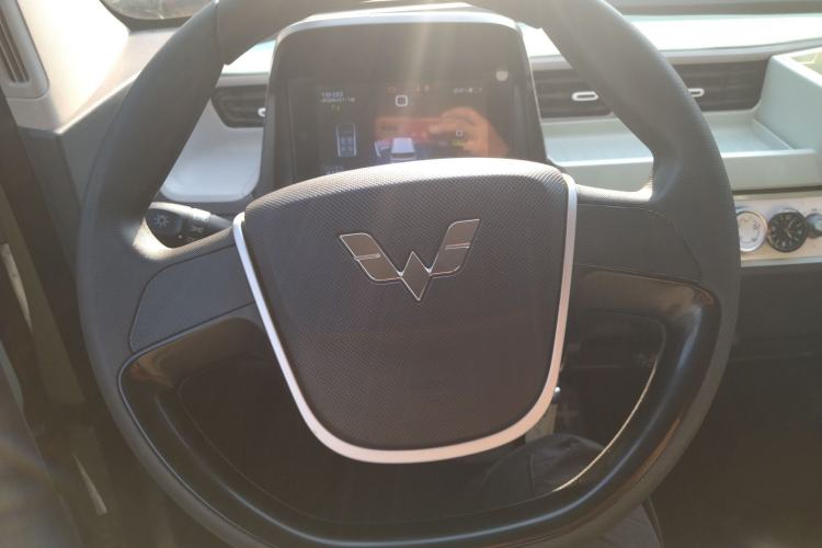 Used Wuling Hongguang MINIEV 2021 Macaron Fashion Model Lithium Iron Phosphate