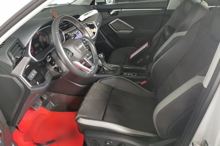 Used Audi Q3 2023 35 TFSI Progressive Dynamic Edition (1.4T)