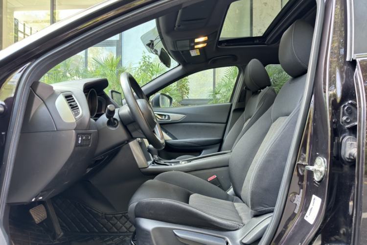 Used Mazda CX-4 2018 2.0L Automatic Two-Wheel Drive Blue Sky Exploration Version China V Standard
