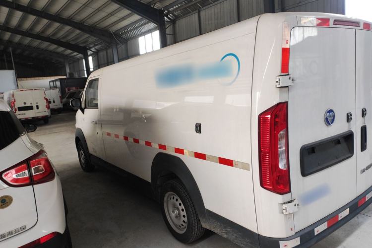Used Foton Intelligent Blue Elf E7 2024 All-Electric Van Flat Roof 2 Seats CATL 46.36 kWh