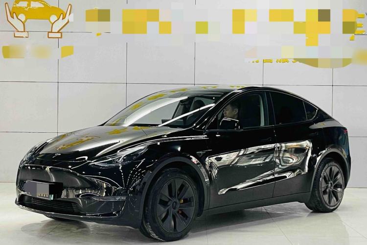 Used Tesla Model Y 2023 Long-Range All-Wheel-Drive Version