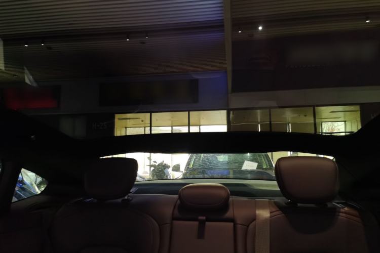 Used  SU7 2024 Rear-Drive Ultra-Long Range Advanced Pro-Level Intelligent Driving Version
