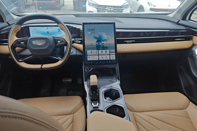 Used Geely Auto FX11 2023 2.0TD DCT Prestige Edition
