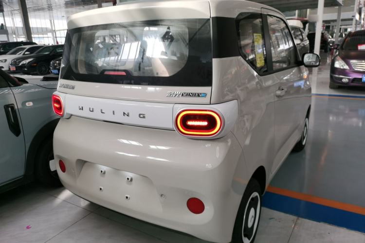 Used Wuling Hongguang MINIEV 2024 3rd Generation 215km Youth Edition
