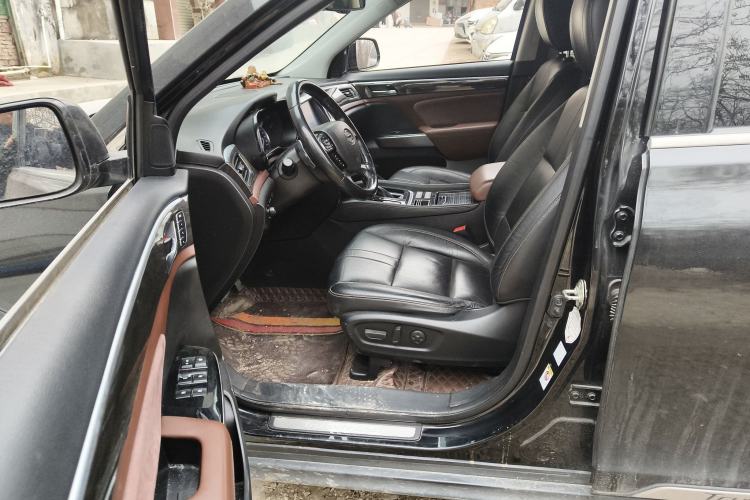 Used GAC Trumpchi GS8 2017 320T Two-Wheel Drive Luxury Smart Connectivity Version (7 Seats)
